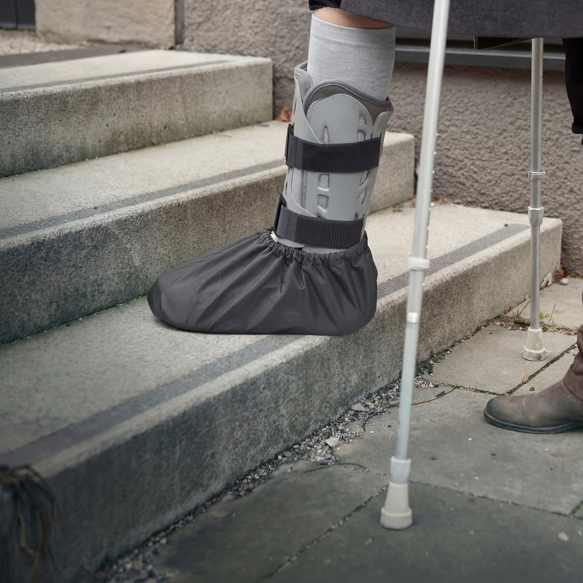 Light Gray Waterproof Non Slip Walking Boot Covers 2 Pairs O834
