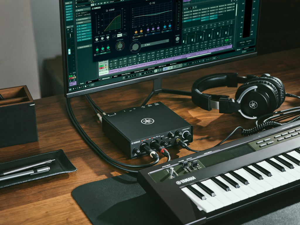 2-in/2-out USB-C Audio/MIDI Interface with 32-bit/192kHz Support, Black Y31012
